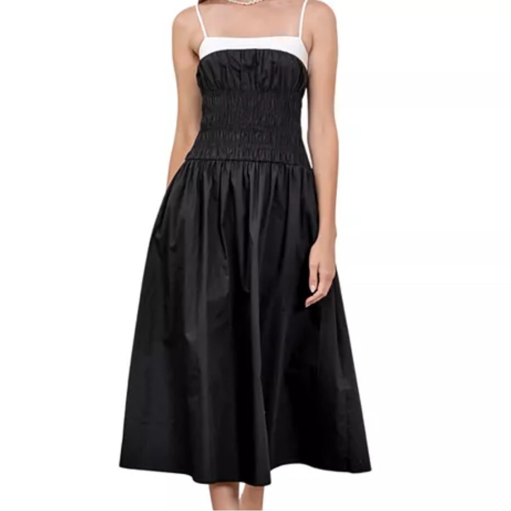 Moon River Black and White Midi Dress